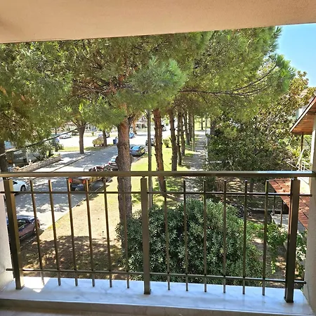 Luxury 5br W Pool & Access