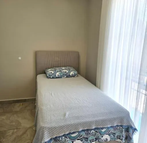 Luxury 5br W Pool & Access Ayvalı