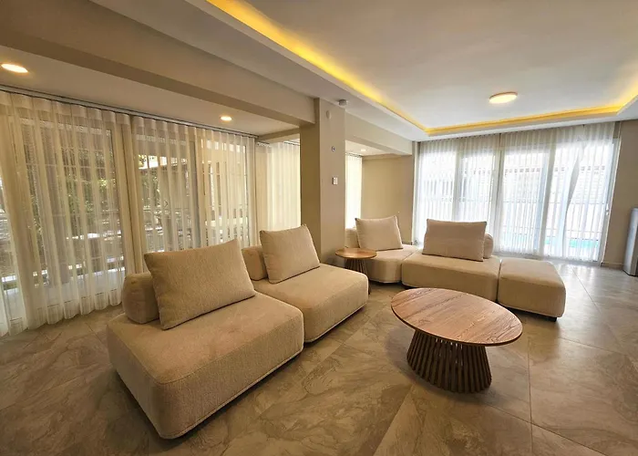 Luxury 5br W Pool & Access * Ayvalı