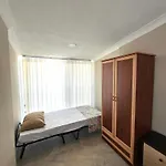 Luxury 5br W Pool & Access Villa
