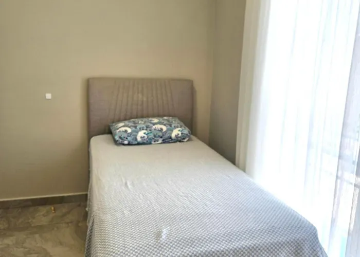 Villa Luxury 5br W Pool & Access