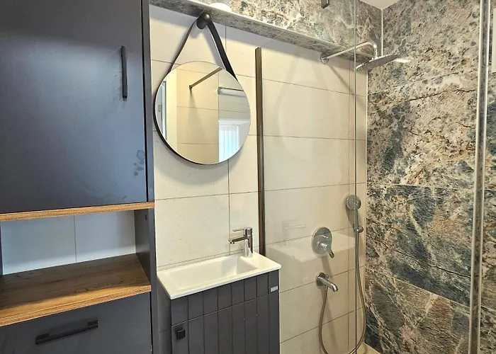 Luxury 5br W Pool & Access Ayvalı